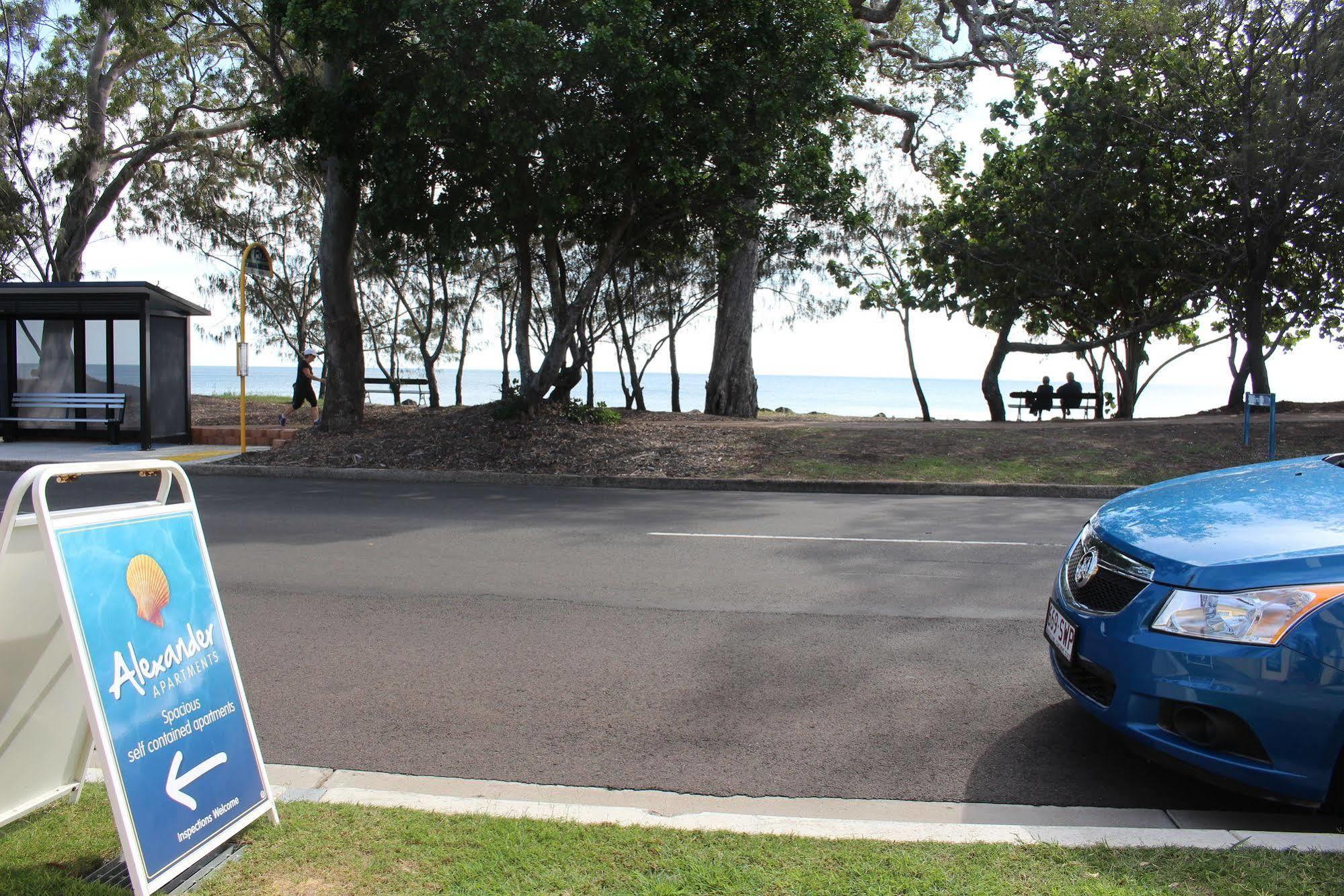 Alexander Beachfront Apartments Hervey Bay Dış mekan fotoğraf