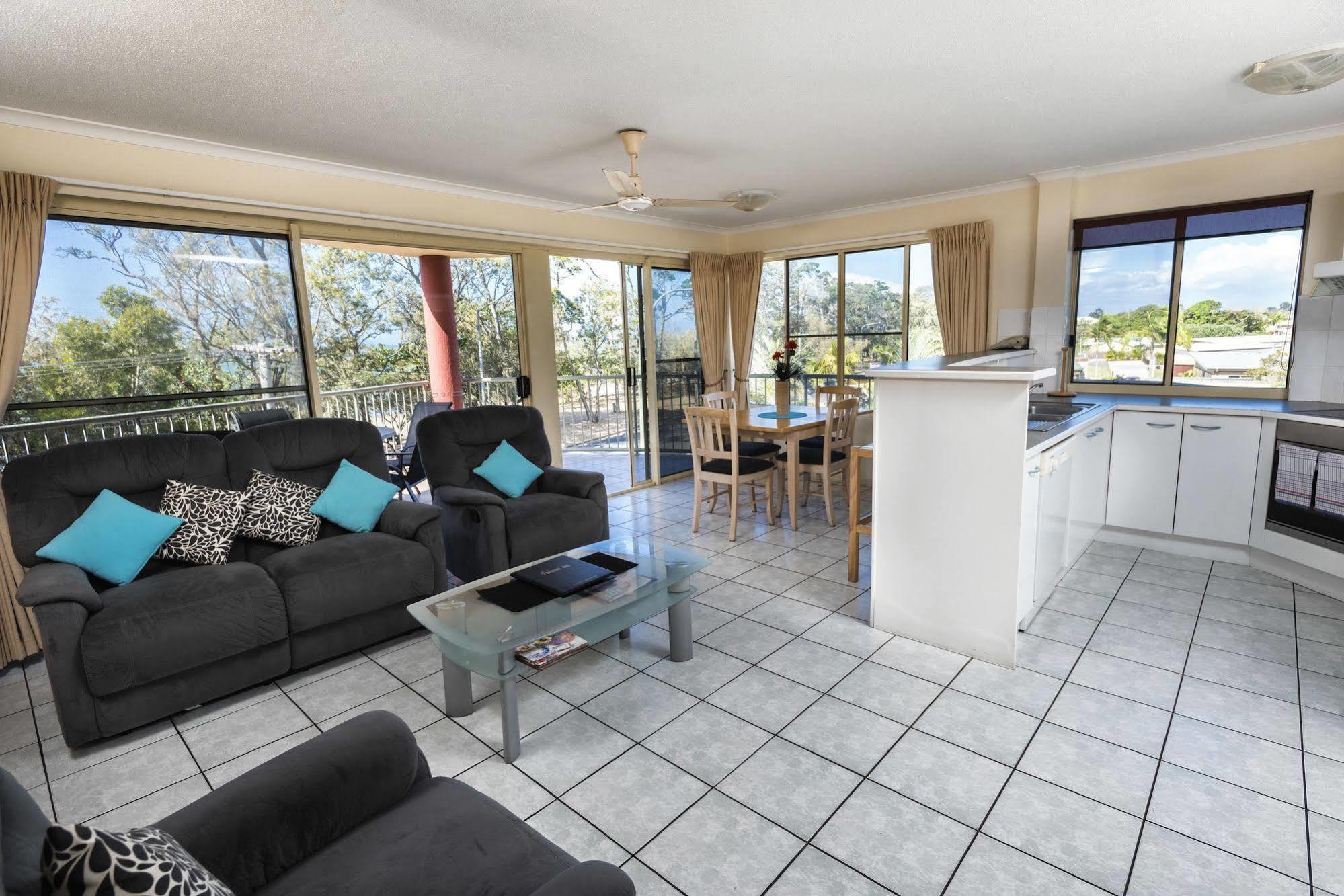 Alexander Beachfront Apartments Hervey Bay Dış mekan fotoğraf