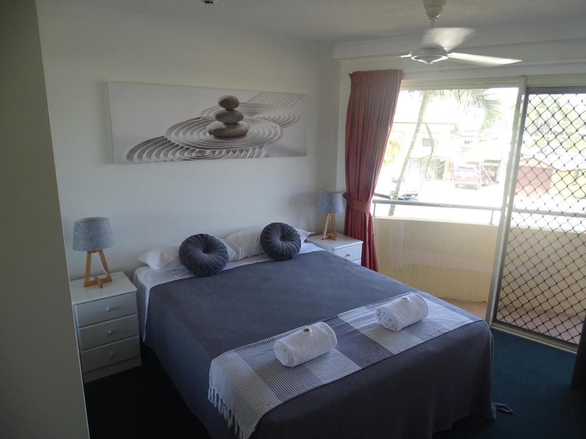 Alexander Beachfront Apartments Hervey Bay Dış mekan fotoğraf