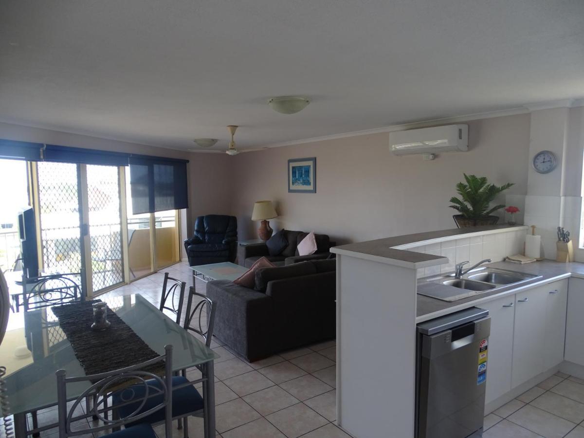 Alexander Beachfront Apartments Hervey Bay Dış mekan fotoğraf